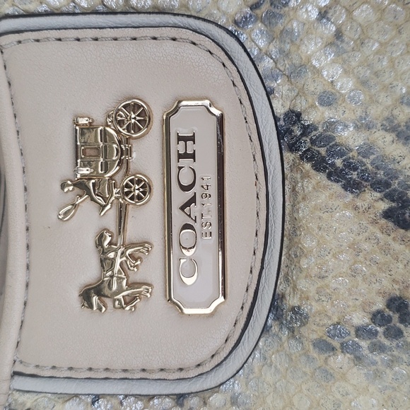 Coach Rare Madison Python Embossed Maggie Shoulder Bag - Picture 11 of 17